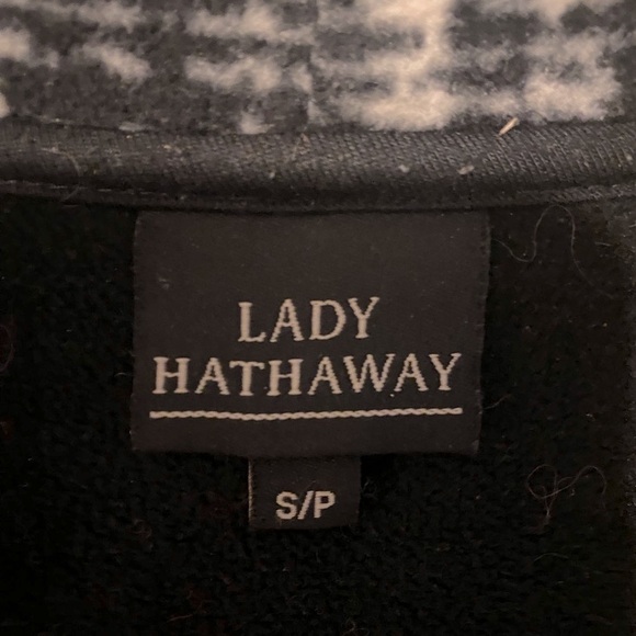 Lady Hathaway Peacoat - Picture 4 of 4